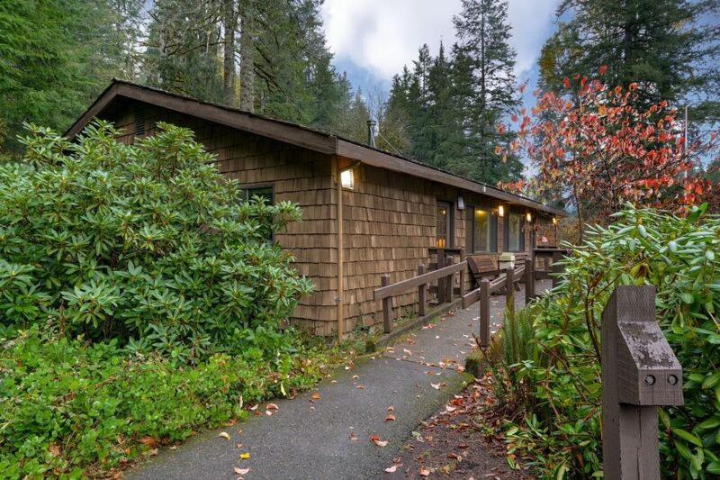 Silver Falls Lodge & Conference Center Sublimity Exterior foto